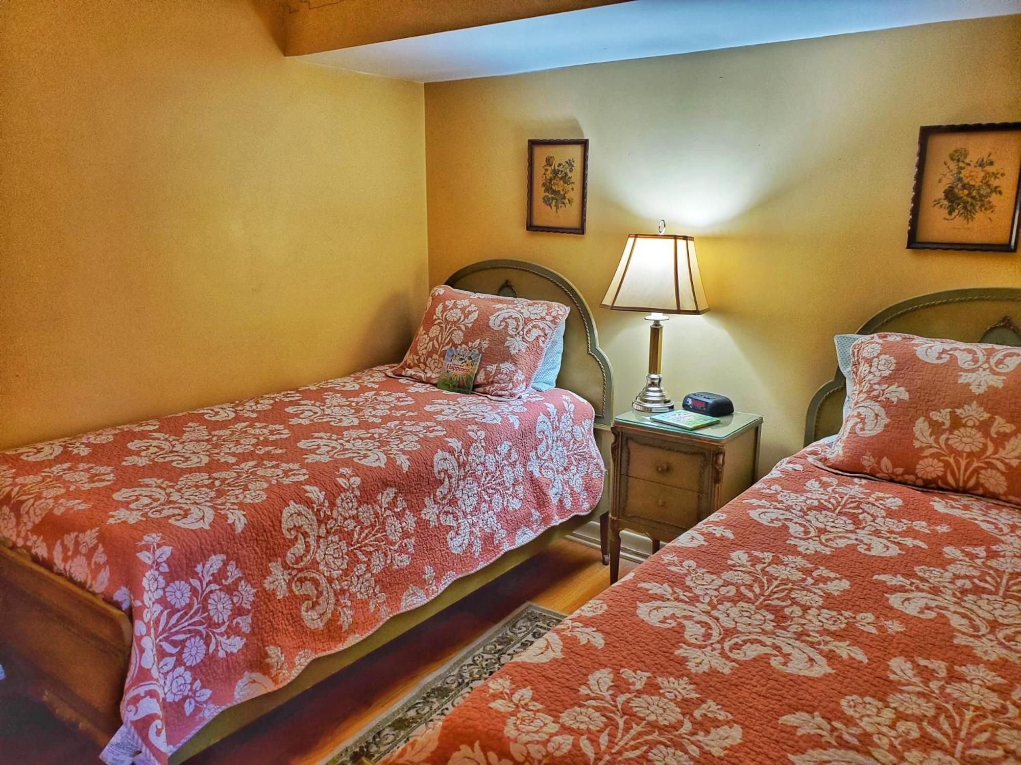 Montague Inn Bed & Breakfast Saginaw Exterior foto