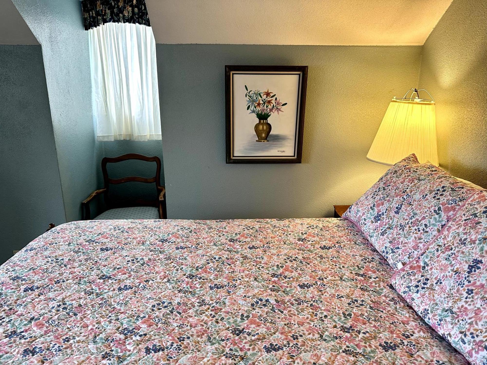 Montague Inn Bed & Breakfast Saginaw Exterior foto